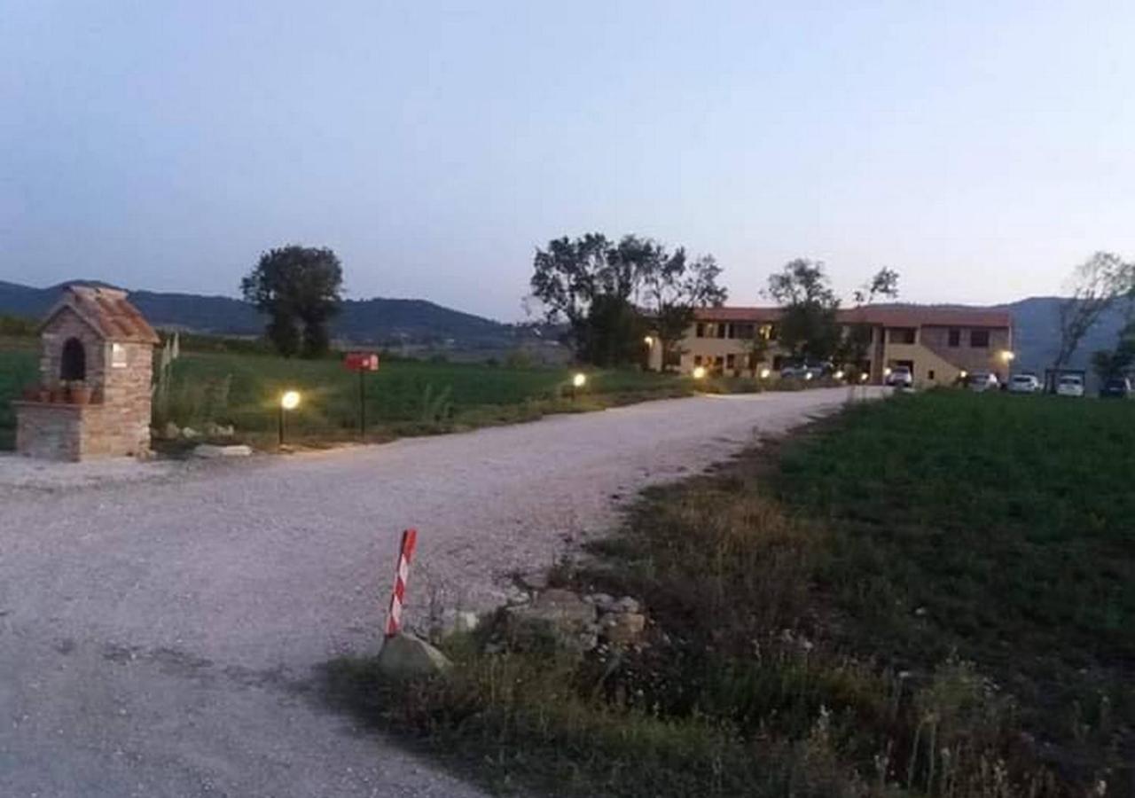 La Sosta Di Braccio Villa Macchie  Exteriör bild